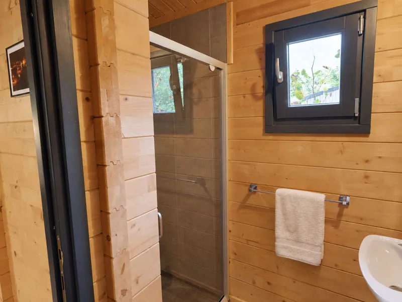 Chalet En Bois Grand Confort Luxe - Climatisé