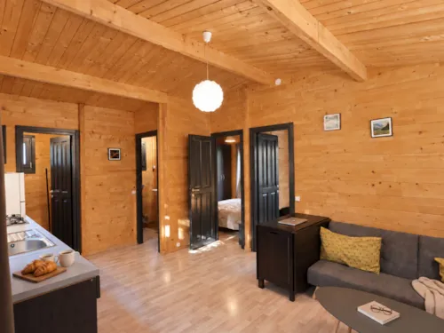 Huuraccommodatie(s) - Comfortabel Luxe Houten Chalet - Airconditioning - image n°4 - Les Chamberts camping et lodges