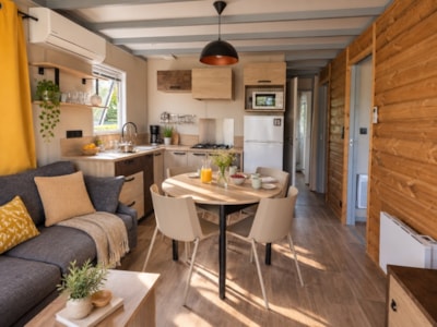 Luxury Mimosa chalet overlooking the river with panoramic views - Air-conditioned