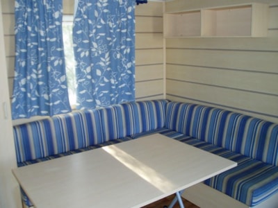 Mobile home Levant 30m² (3 bedrooms) sheltered terrace