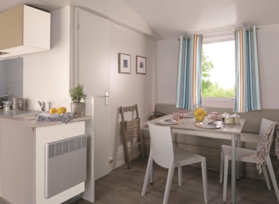 Alizée Mobile Home 32m² (3 bedrooms) + covered terrace + TV + air conditioning