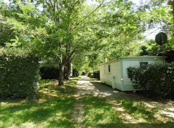 Location - Mobil Home Vintage 24 M² - 2 Chambres - Camping le Chaudebry