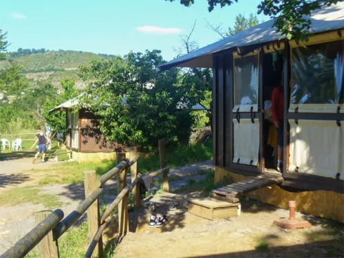 Accommodation - Wooden Cabin - 2 Bedrooms 25M² - image n°7 - Les Cabanes de Cornillon