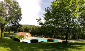 Emplacement - Stellplatz - Camping Pierrageais
