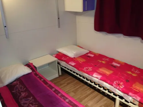 Location - Chalet 3 Chambres - image n°6 - Camping Plein Sud