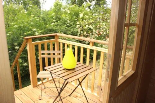 Accommodation - Kazavelo - Wooden Cabin - No Bathroom Facilities - image n°4 - Camping de la Colline