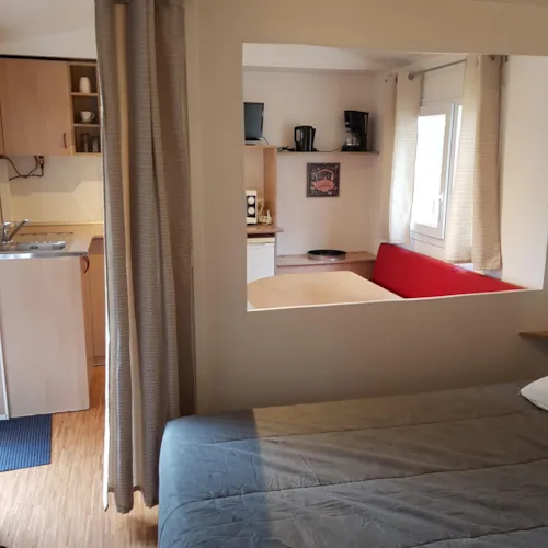 Accommodation - 1-Bedroom Mobile Home - Eco - Air-Conditioned - image n°2 - Camping de la Colline
