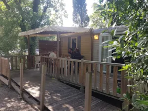 Locatif - Stacaravan met 2 slaapkamers Geschikt voor personen met beperkte mobiliteit - COMFORT - Airconditioning - Camping de la Colline