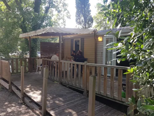 Mietunterkunft - Mobilheim Mit 2 Schlafzimmern, Behindertengerecht – Komfort – Klimatisiert - image n°1 - Camping de la Colline