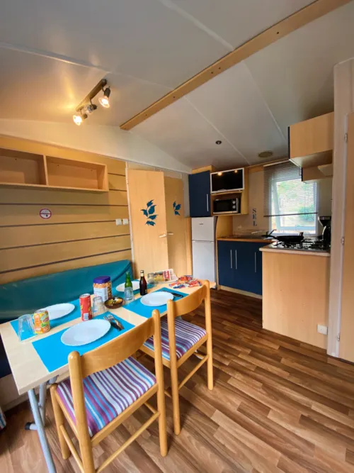 Accommodation - 2-Bedroom Mobile Home - Eco - Air-Conditioned - image n°4 - Camping de la Colline