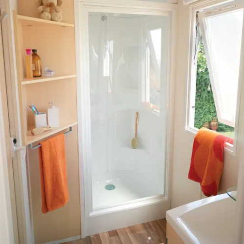 Accommodation - 2-Bedroom Mobile Home - Eco - Air-Conditioned - image n°9 - Camping de la Colline