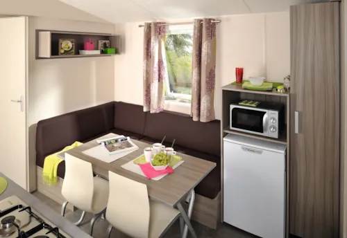 Accommodation - 2-Bedroom Mobile Home - Classic - Air-Conditioned - image n°6 - Camping de la Colline