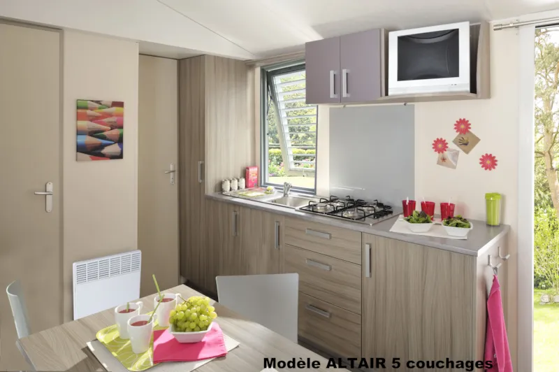 Mobil-Home 2 Chambres - Classique - Climatisé - Jusqu'à 4 Personnes