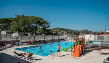 Flower Camping Provence Vallée - image n°2 - Camping Direct