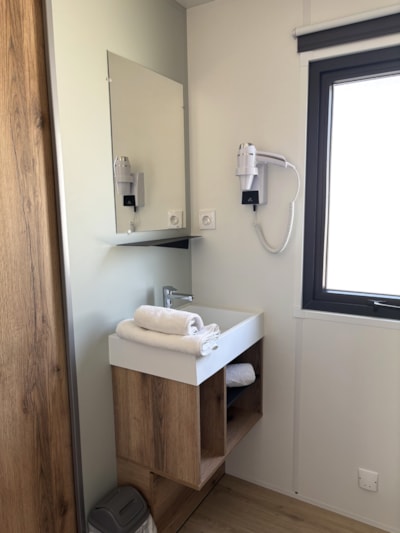 PREMIUM 1-bedroom mobile home — 8