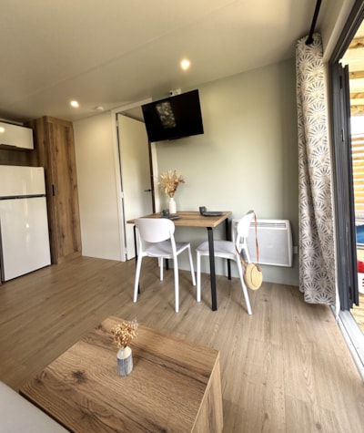 PREMIUM 1-bedroom mobile home — 6