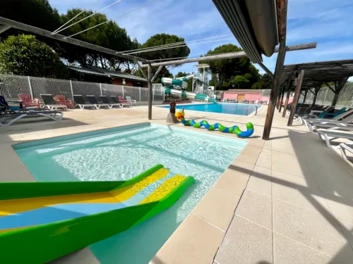 Flower Camping Provence Vallée - Camping Direct