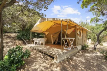 Mietunterkunft - Zeltbungalow Canada 20M² - 2 Schlafzimmer - Ohne Sanitäranlagen - Camping le Damier