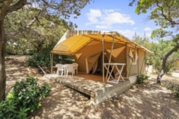 Accommodation - Canvas Bungalow Canada 20M² - 2 Bedrooms - Without Toilet Blocks - Camping le Damier