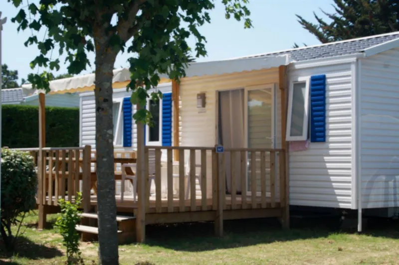 Mobil-Home Grand Confort 3 Chambres Avec Terrasse Semi-Couverte Bois + Tv