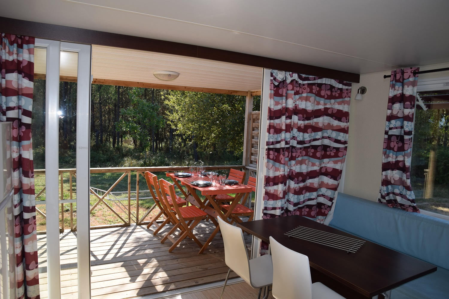 Accommodation - Tribu Mobile Home Group Holidays In Dordogne - Camping Dordogne Las Patrasses