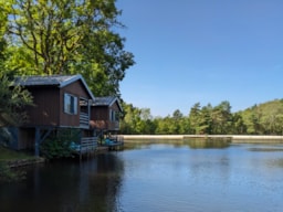 Accommodation - Lakeside Cottage "Carpe Sauvage" 🐕 - Parenthèses imaginaires