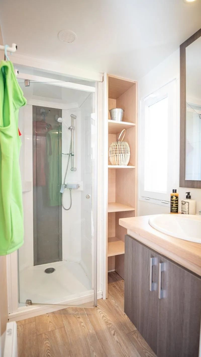 Mobil-Home 24M² / 2 Chambres - Terrasse Au Sol  2 Adultes Ou 2 Adultes +2 Enfants