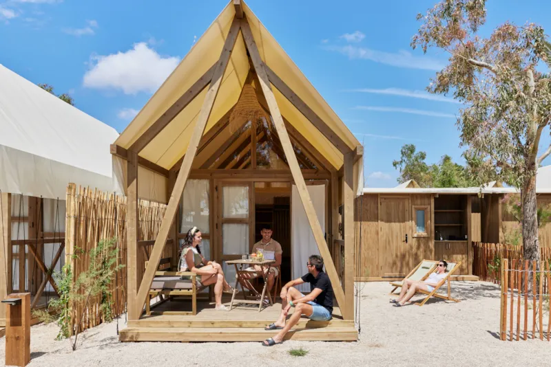 Glamping Cabin-Tent Senyoret