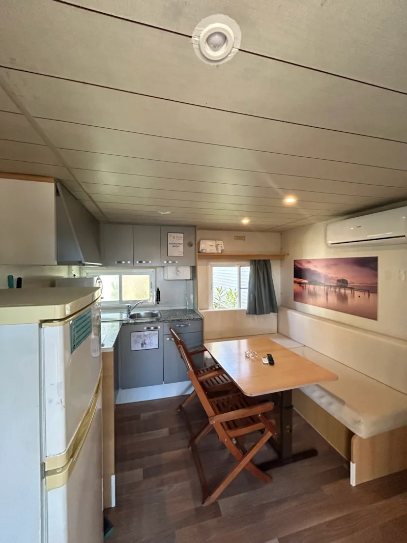 Bungalow Essential Banya