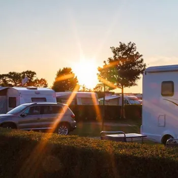 Stellplatz - Goldener Herbst - Insel-Camp Fehmarn
