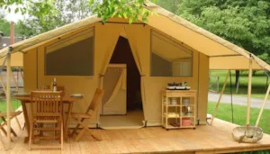  - Hütte Lodge barrierefrei 35m² 2 zimmer (ohne Sanitäranlagen) + überdachte Terrasse + Küchenbereich - Flower Camping Les Plages de l'Ain