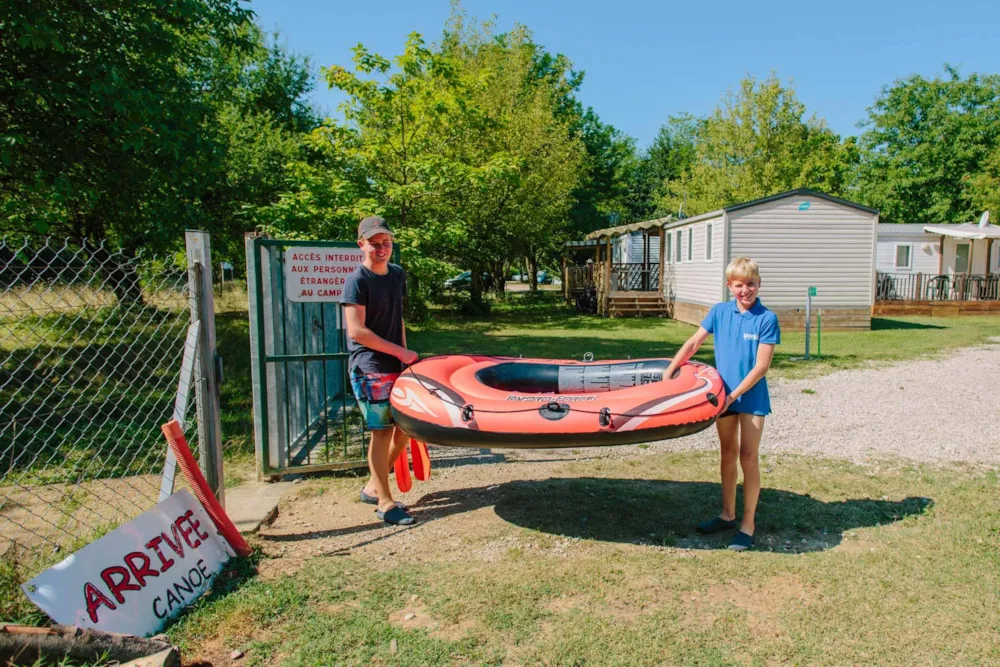 Camping Les Plages de l'Ain