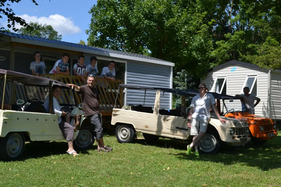 Flower Camping Les Plages de l'Ain
