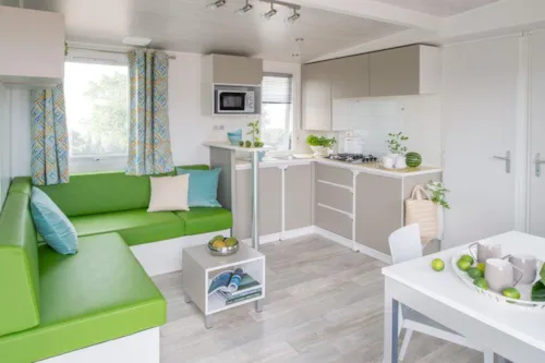Location - Mobil-Home Confort 40M² 3 Chambres + Terrasse Semi-Couverte + Tv + Clim - image n°1 - Flower Camping Les Plages de l'Ain