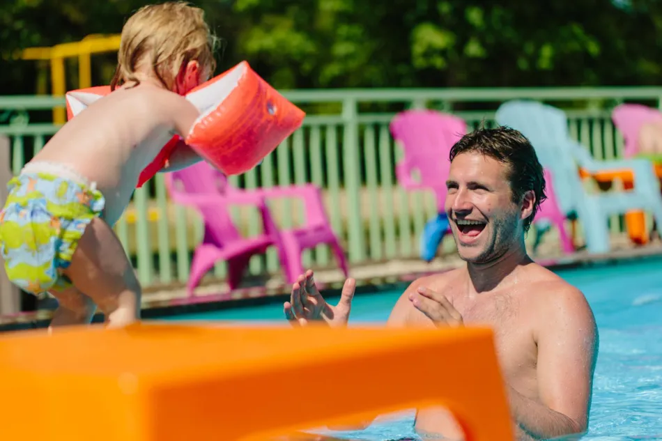 Flower Camping Les Plages de l'Ain