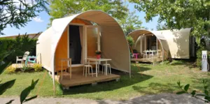  - CocoSweet 17m² 1 zimmer (ohne Sanitäranlagen) + überdachte Terrasse + Küchenbereich - Flower Camping Les Plages de l'Ain