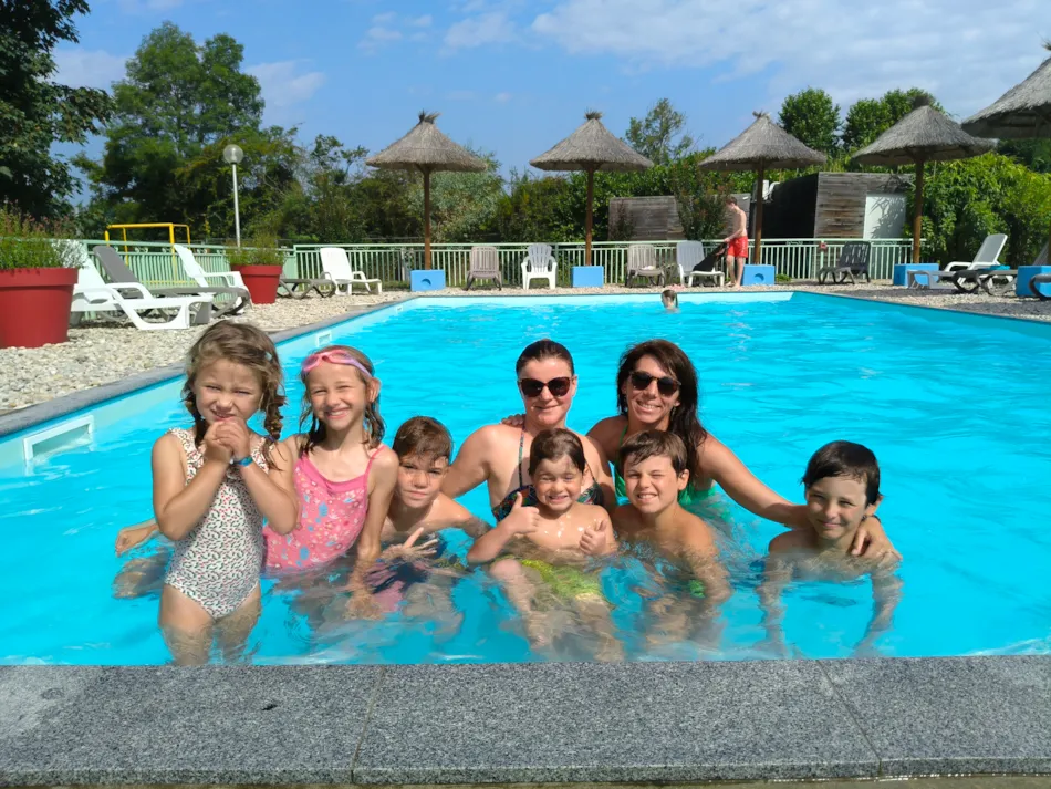 Flower Camping Les Plages de l'Ain