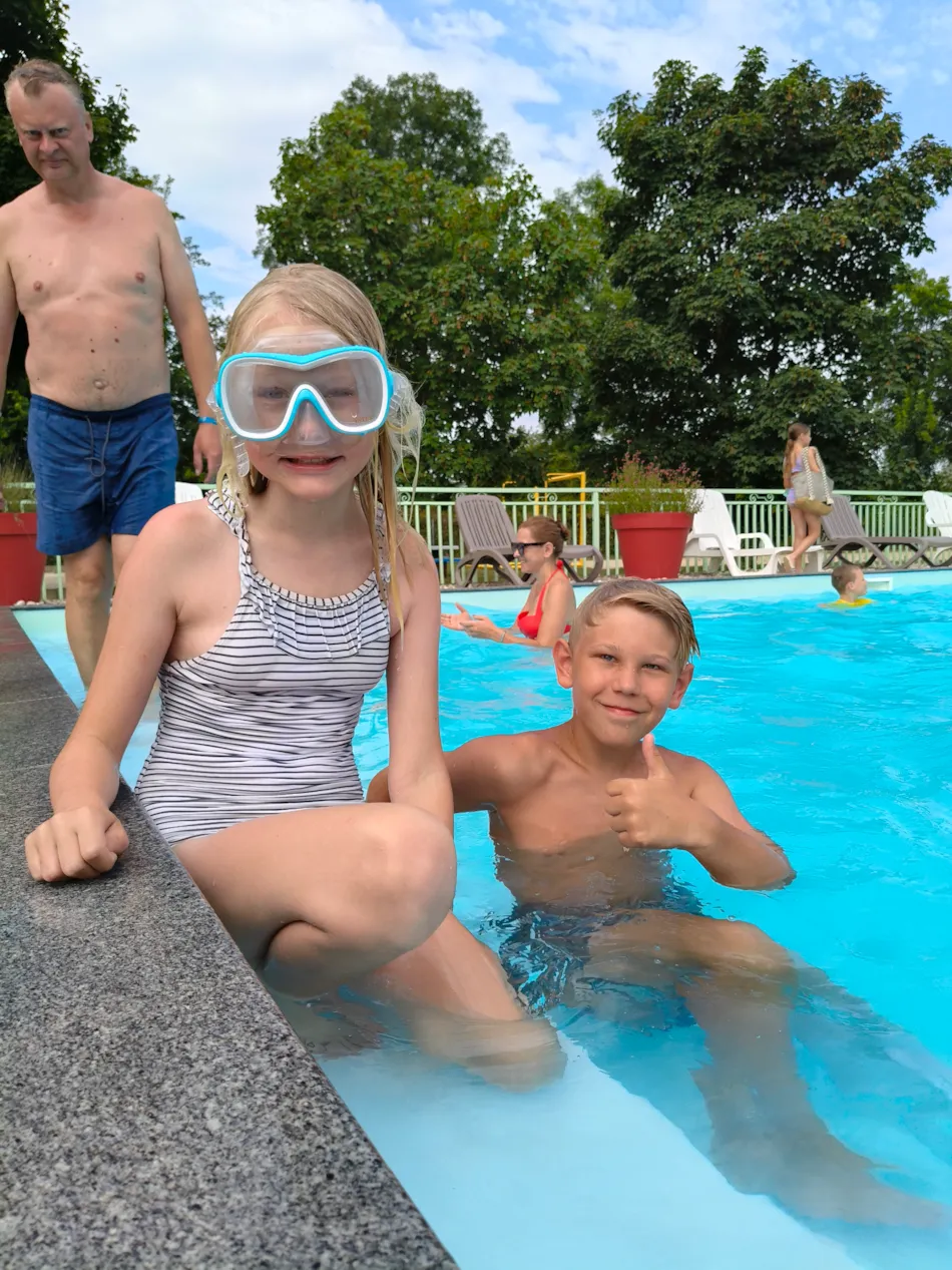 Flower Camping Les Plages de l'Ain