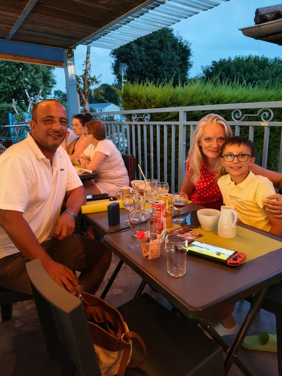 Flower Camping Les Plages de l'Ain