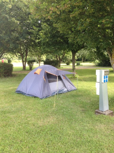 Nature Package (1 tent, caravan or motorhome / 1 car)