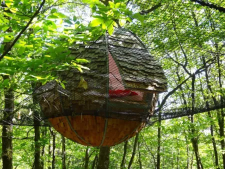 Accommodation - Treehouse Lov Bois - Moulin de la Jarousse