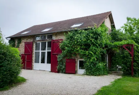 Accommodation - Holiday Home La Grange - Moulin de la Jarousse