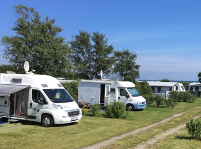 Pitch CAMPERVANS