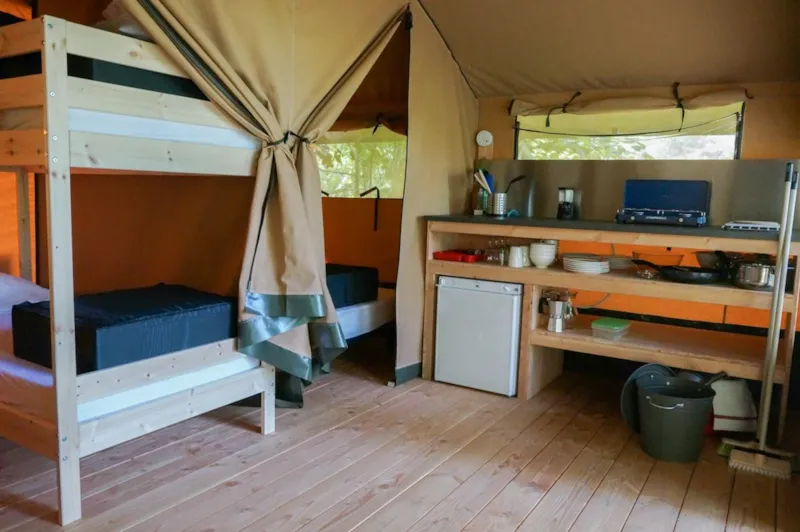 Tente Baroudeur (Sans Salle De Bain Privative)