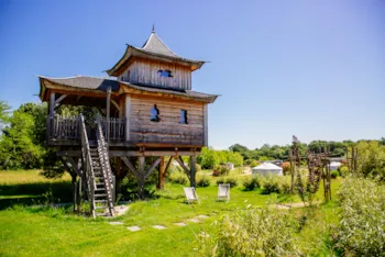 Location - Cabane - Temple Perché Avec Spa - Domaine EcÔtelia