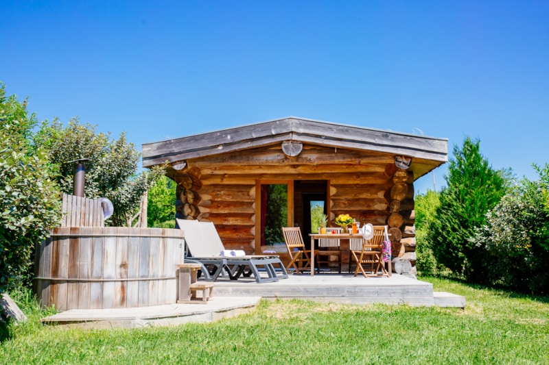 Cabane de Trappeur avec spa