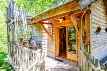 Location - Cabane Dans Les Arbres - Palombière - Domaine EcÔtelia