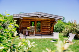 Accommodation - Wooden Cabin Trappeur - Domaine EcÔtelia