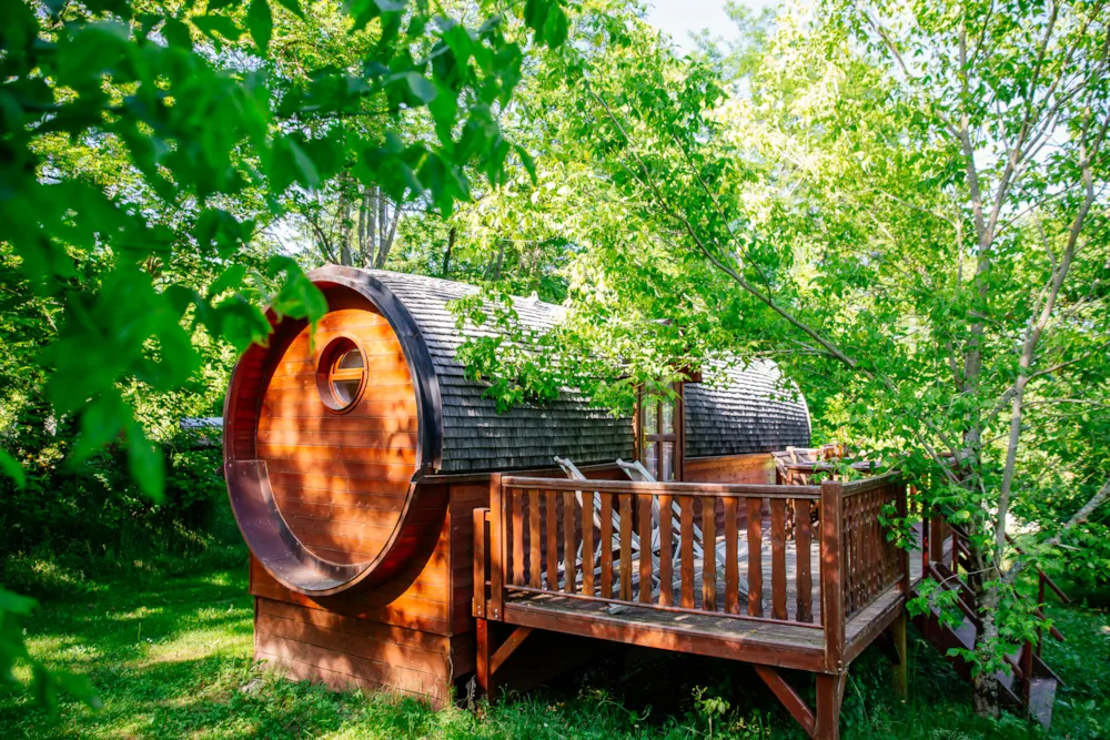 Huuraccommodatie(s) - Roulotte Avec Spa - Domaine EcÔtelia