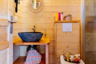 Indonesian cabin with spa — 6
